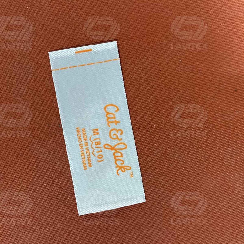 In Tem Satin là gì? Làm Tem quần áo bằng nhãn Satin NÊN HAY CHĂNG? 5 In tem satin tại Lavitex