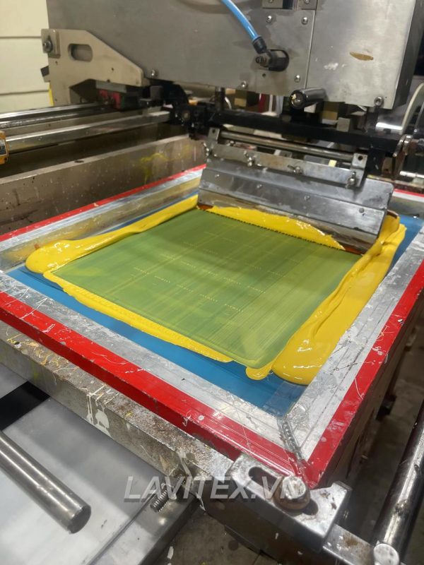 In tem lụa tại Bình Dương – Chất lượng vượt trội, giá thành cạnh tranh 9 Khung in tem lụa